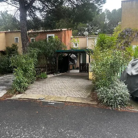 Petite Maison De Holiday home